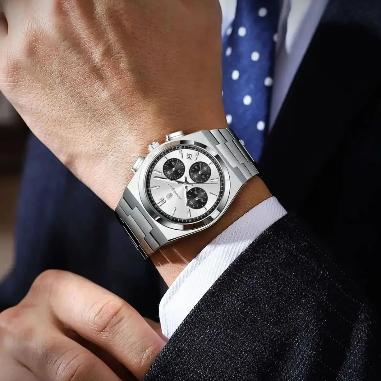 Chronograph Watch – Luminous Numberless Dial with Hidden Clasp